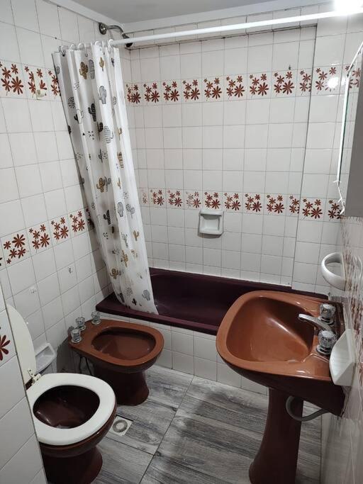 Piso Centrico 25 De Mayo-750 Apartamento *